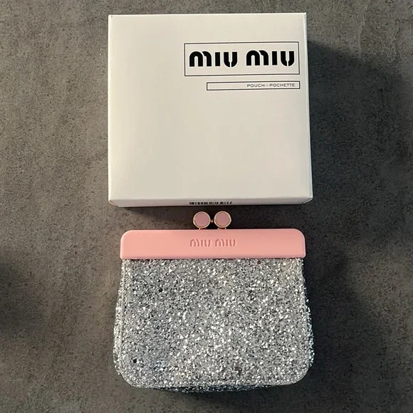 Miu Miu Parfums Glitter Coin/ cosmetics Purse